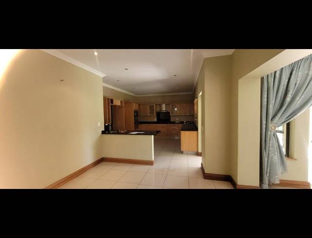 4 BEDROOM CLUSTER FOR SALE IN NEWMARKET